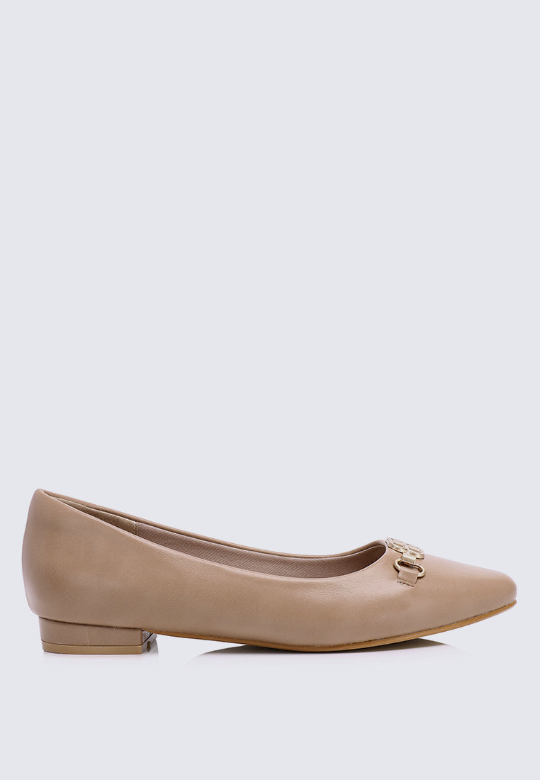Elisa Comfy Pumps In Almond