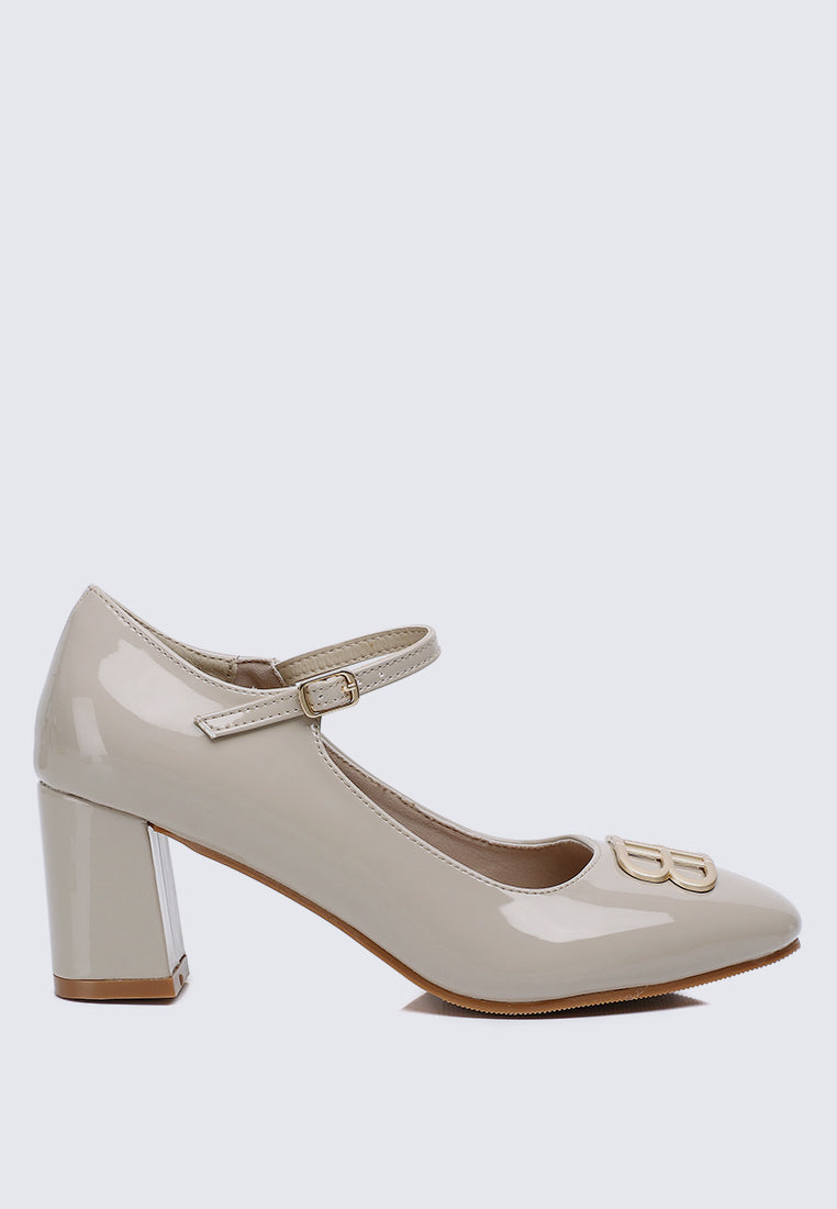 Jane WideFit Comfy Pumps In Almond