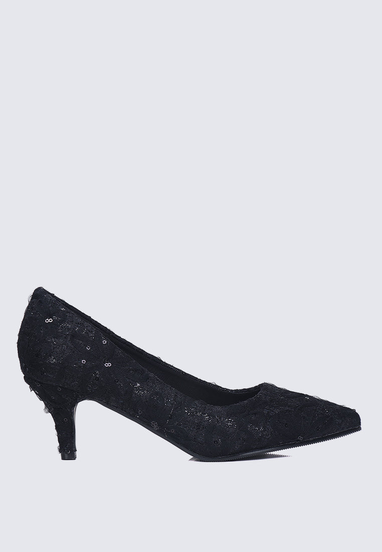 Elara Comfy Pumps In Black