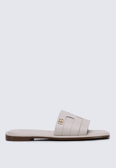 Bobi Comfy Sandal In Almond