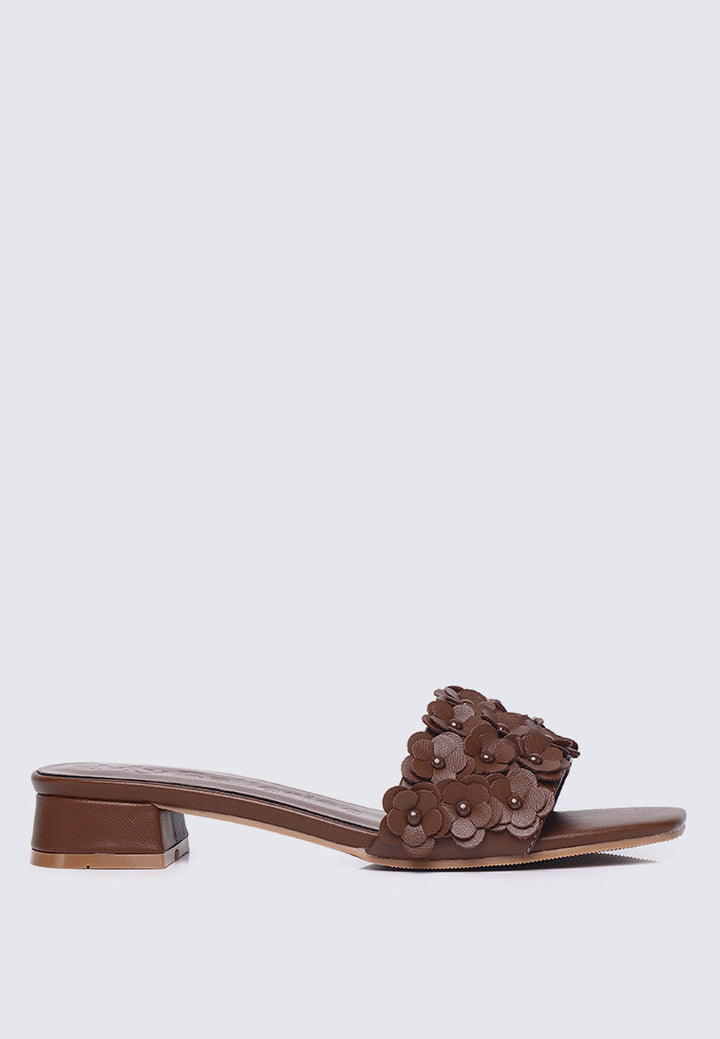 Corinne Comfy Sandals In Brown