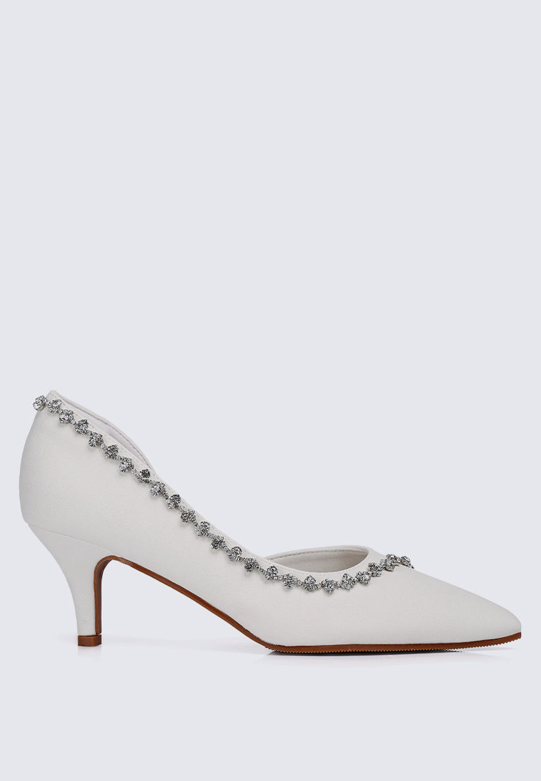 Dahlia Comfy Pumps In White