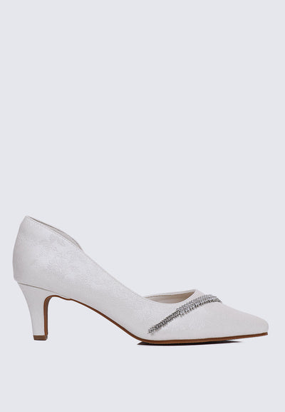Dahlina Comfy Heels In Ivory