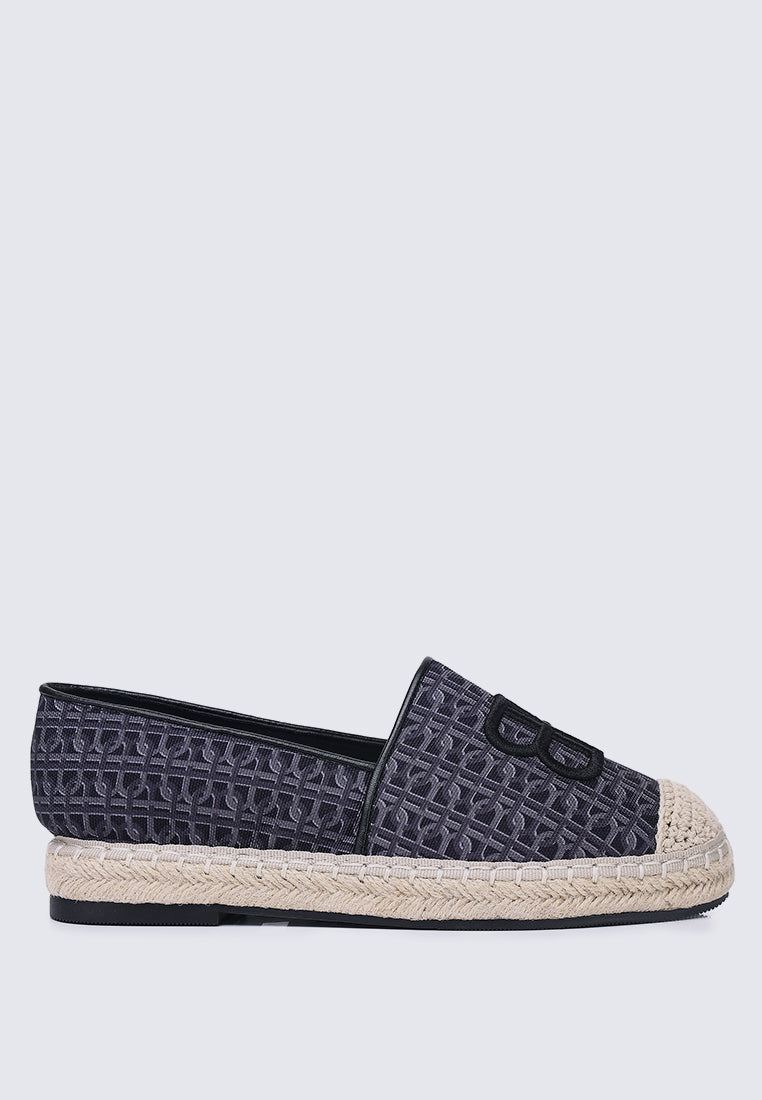 Maci Comfy Espadrilles In Black