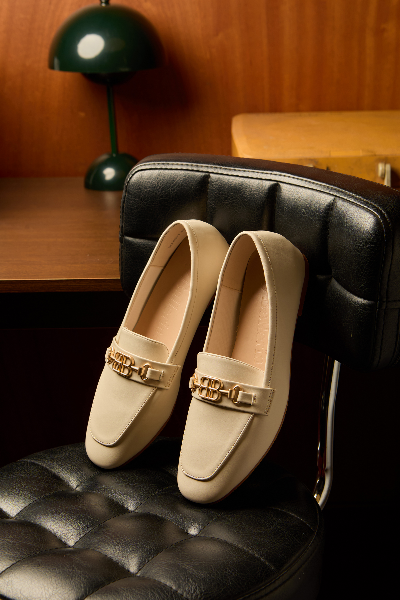 Britt Comfy Loafers In Beige