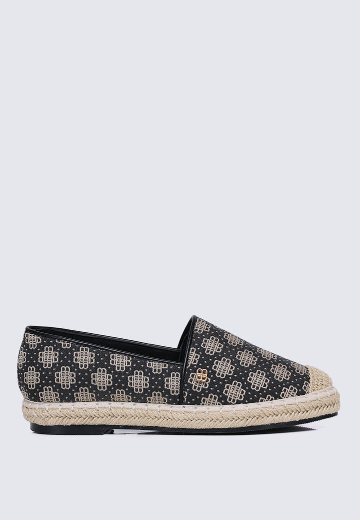 Salsya Comfy Espadrilles In Black