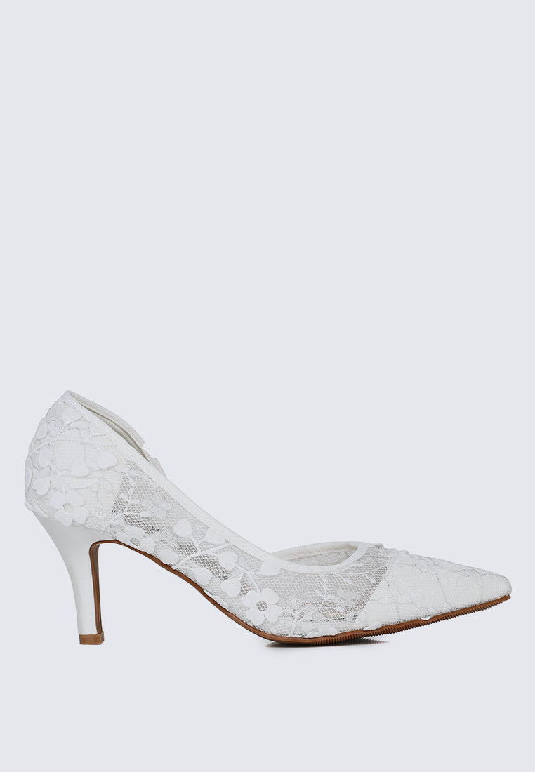 Giana Comfy Pumps In White