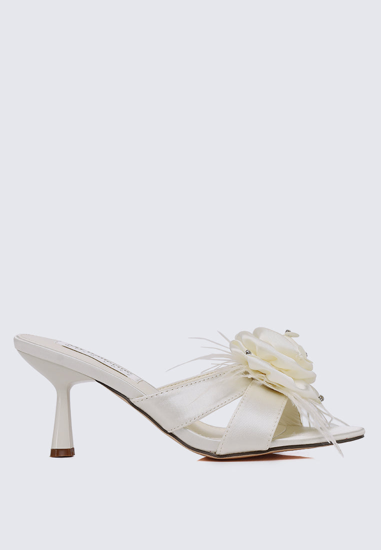 Alira Comfy Heels In Ivory