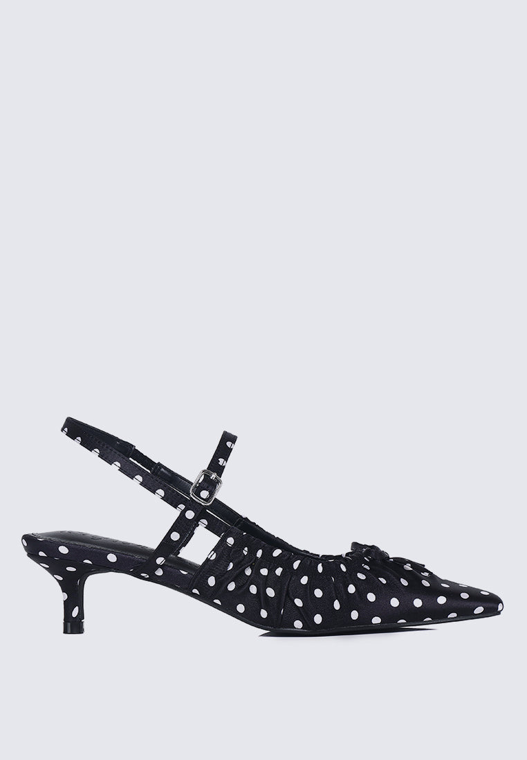 Amora Comfy Heels In Black