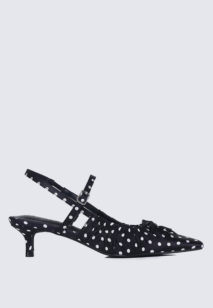 Amora Comfy Heels In Black