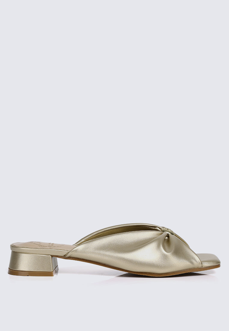 Mabelle Comfy Sandals In Gold