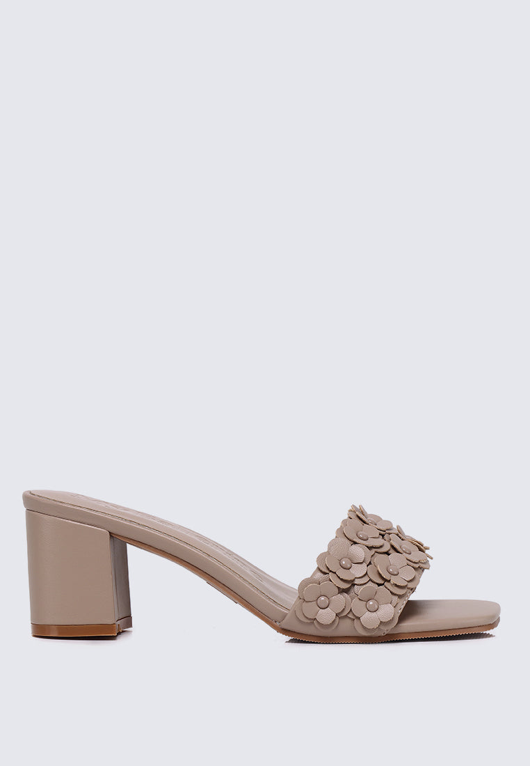 Cyrene Comfy Heels In Nude