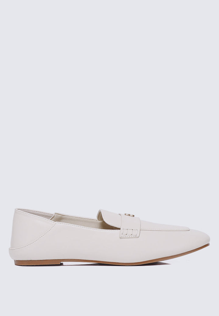 Bonbon Comfy Loafer In Beige