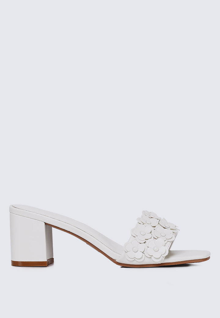 Cyrene Comfy Heels In Off White
