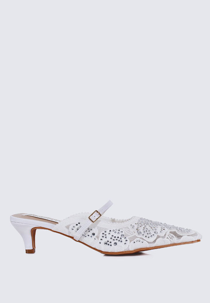 Améa Comfy Heels In White