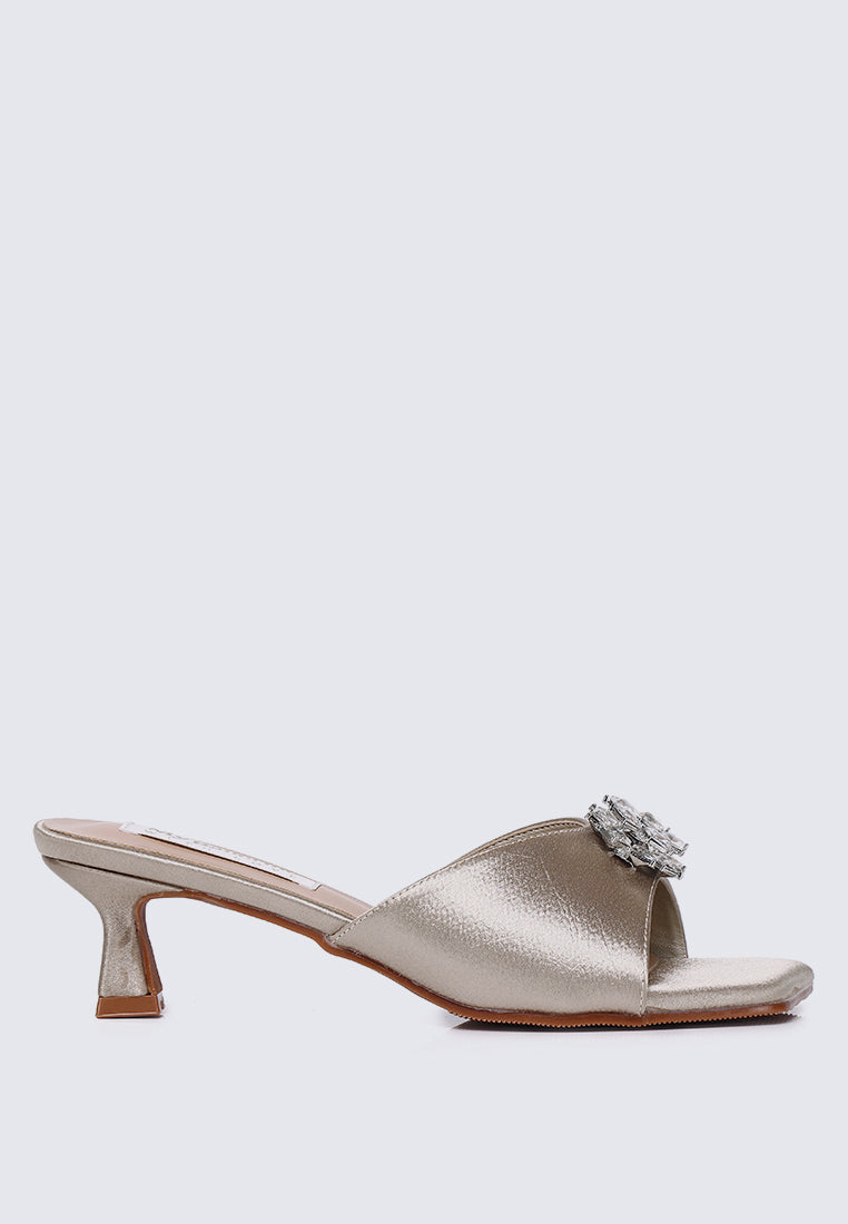 Vea Comfy Heels In Champagne