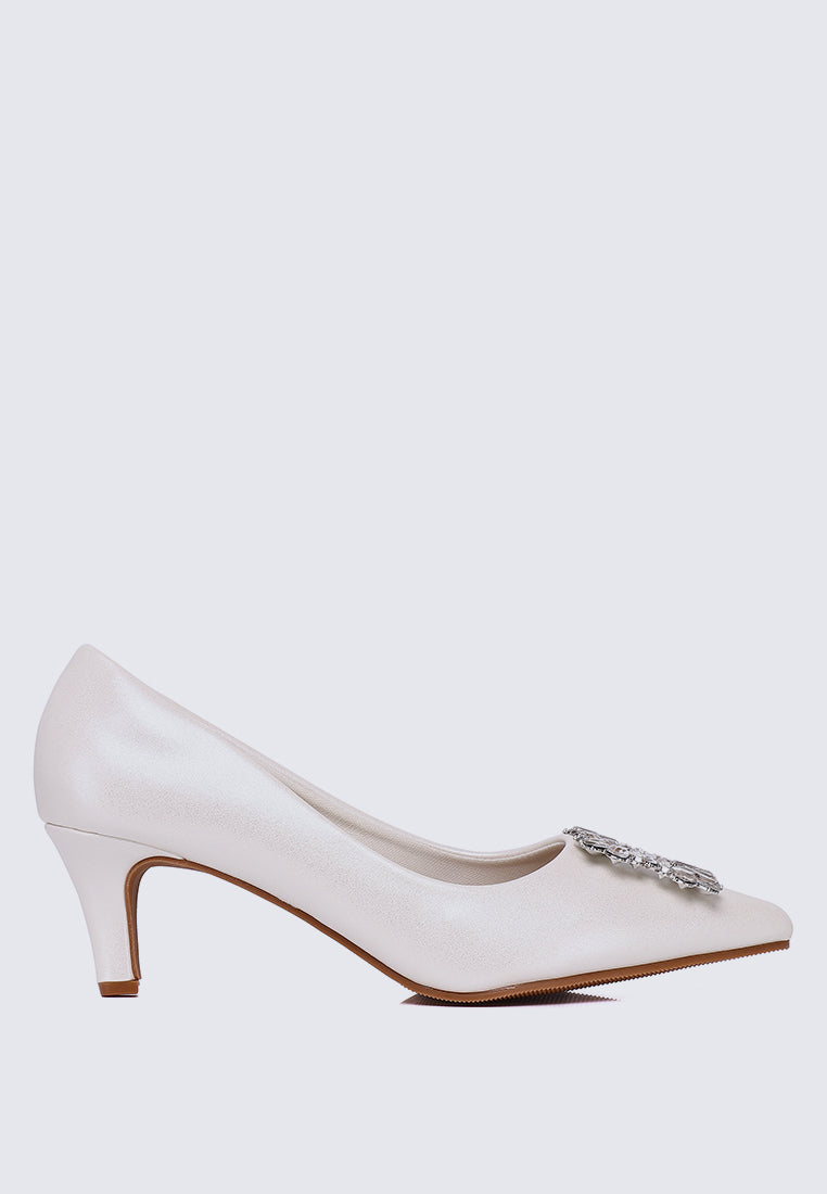 Casey Comfy Pumps In Pearl