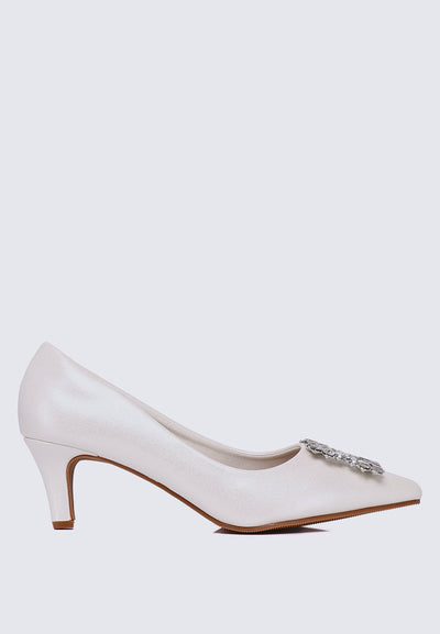 Casey Comfy Pumps In Pearl