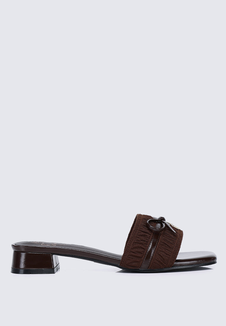 Isabeau Comfy Sandals In Espresso