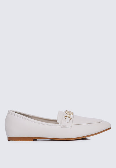 Britt Comfy Loafers In Beige