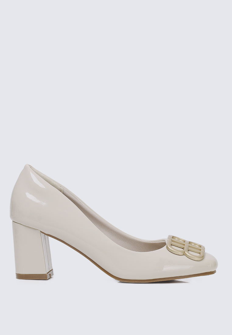 Phyllis Comfy Heels In Almond