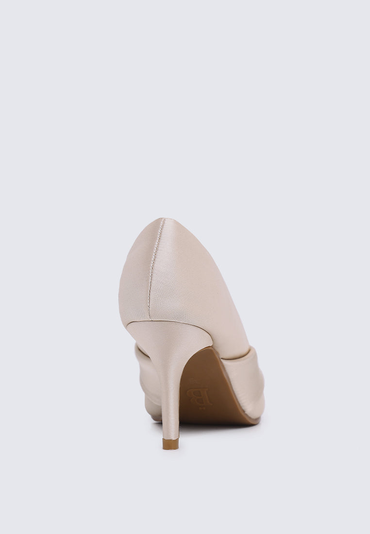 Rosaline Comfy Pumps In Champagne