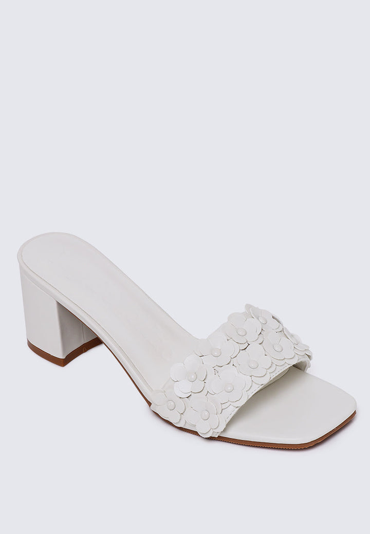 Cyrene Comfy Heels In Off White
