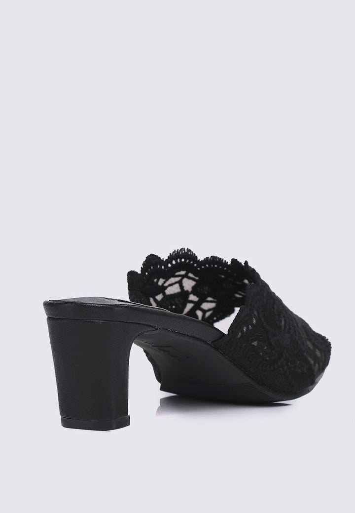 Chloé Comfy Heel In Black