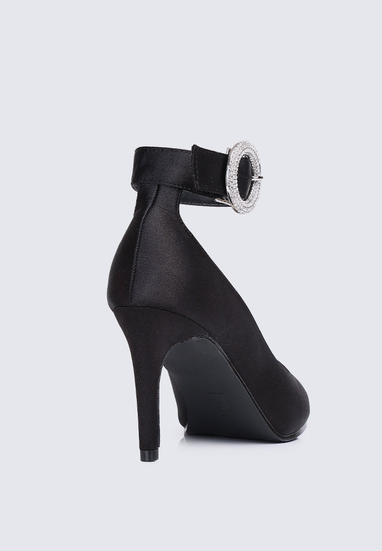 Lyla Comfy Pumps In Black