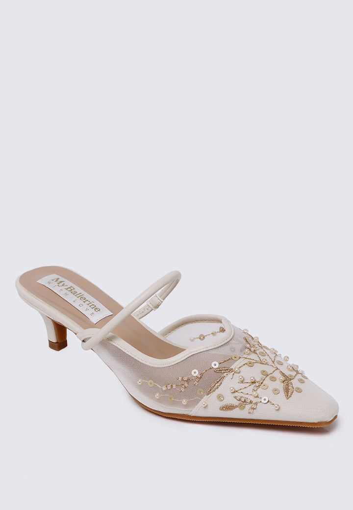 Petaline Comfy Heels In Ivory