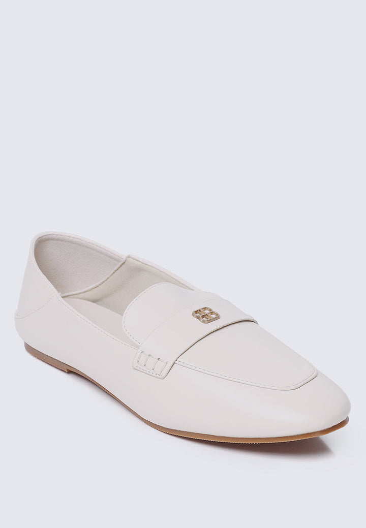 Bonbon Comfy Loafer In Beige