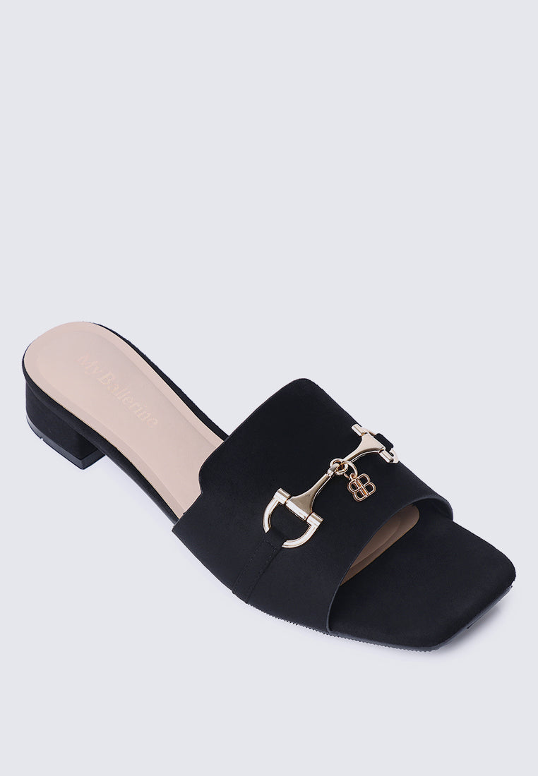 Ebony Comfy Sandals In Black