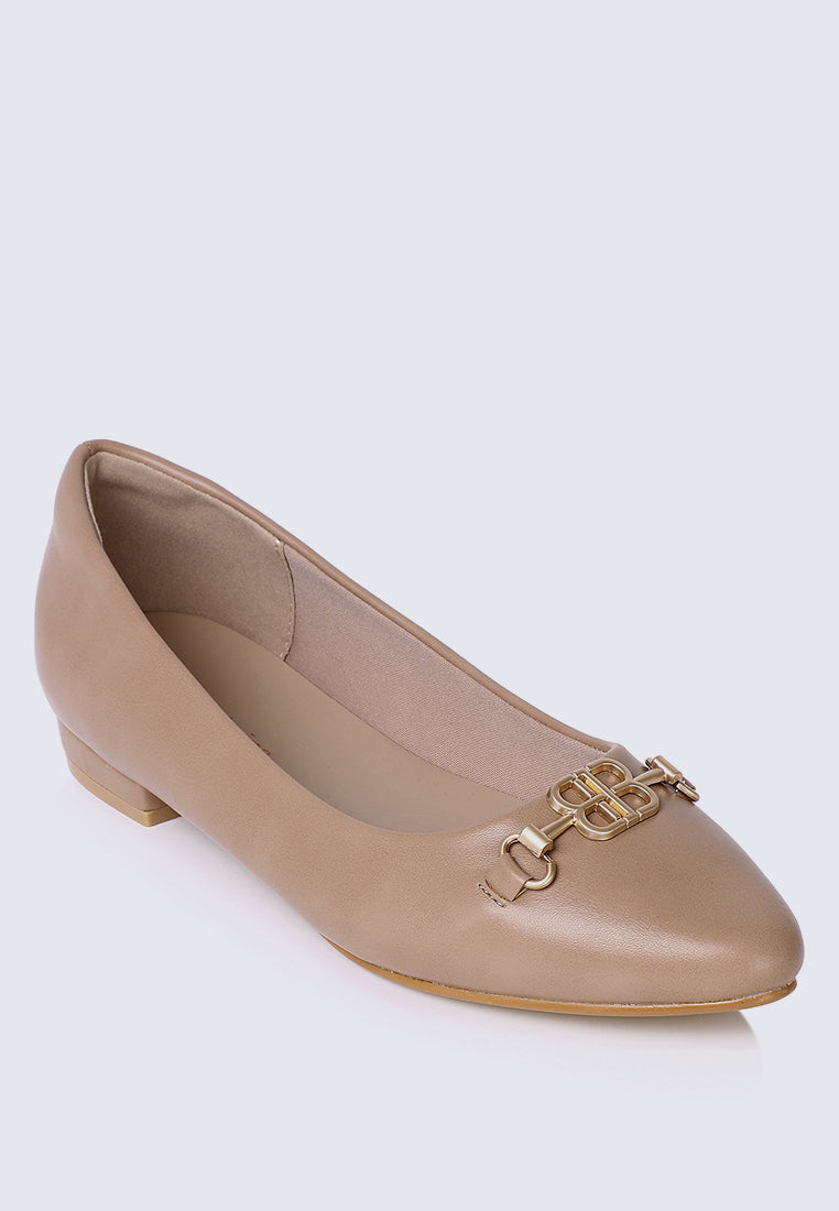 Elisa Comfy Pumps In Almond