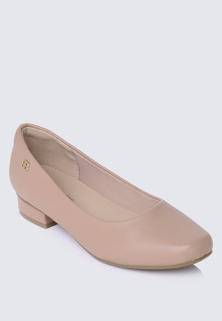 Vyan Comfy Pumps In Almond