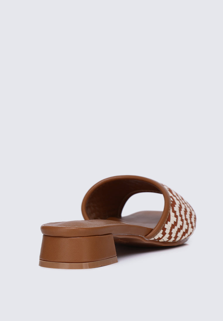 Vee Comfy Sandals In Brown