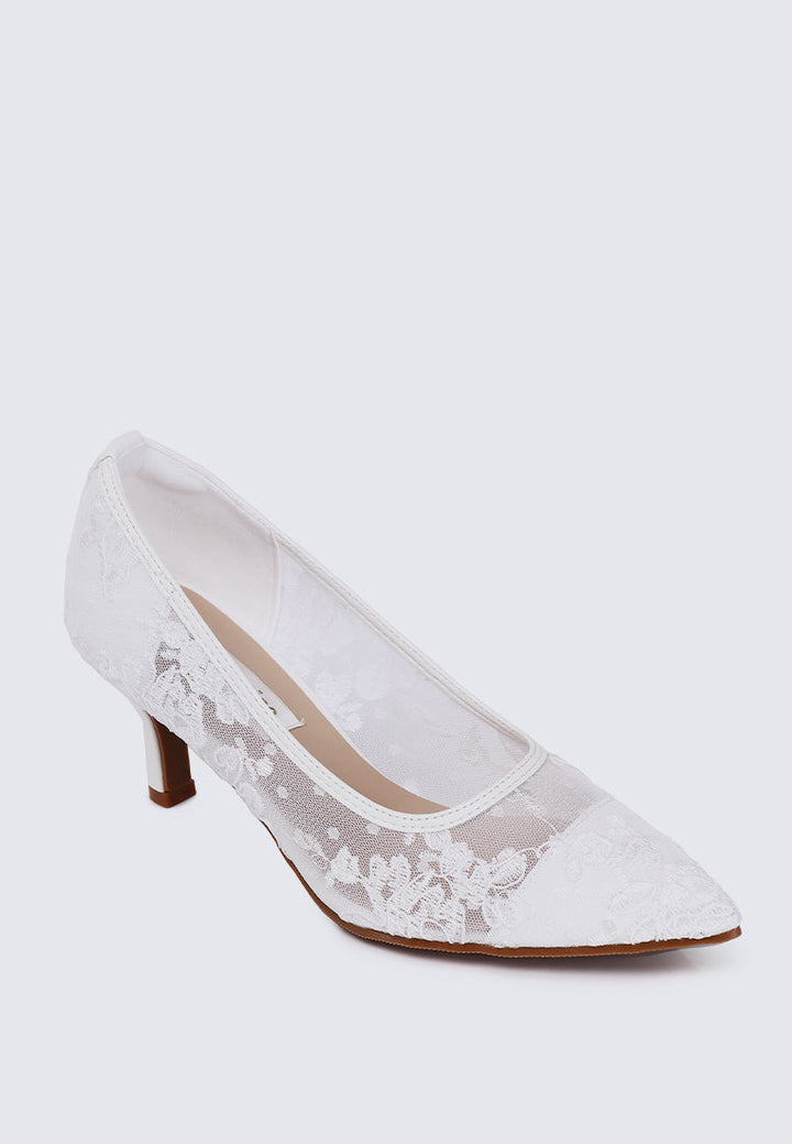 Sylvara Comfy Heels In In White