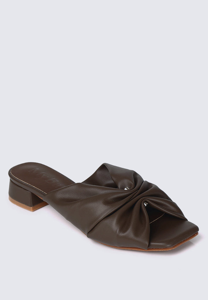 Sia Comfy Sandals In Espresso