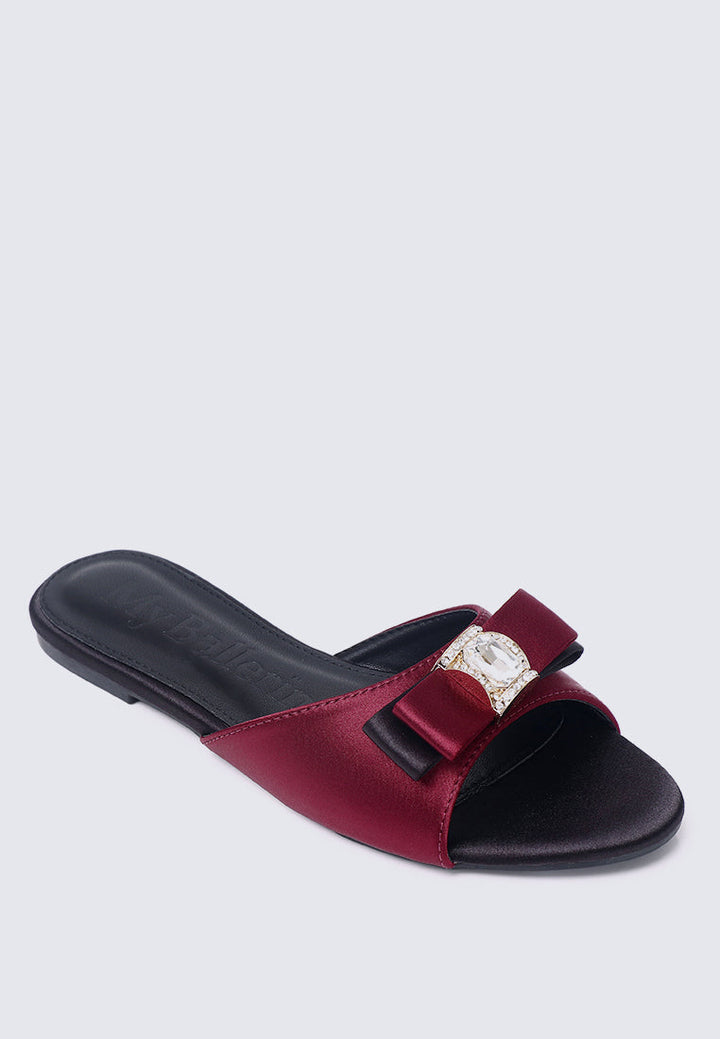 Bowelle Comfy Sandals In Maroon