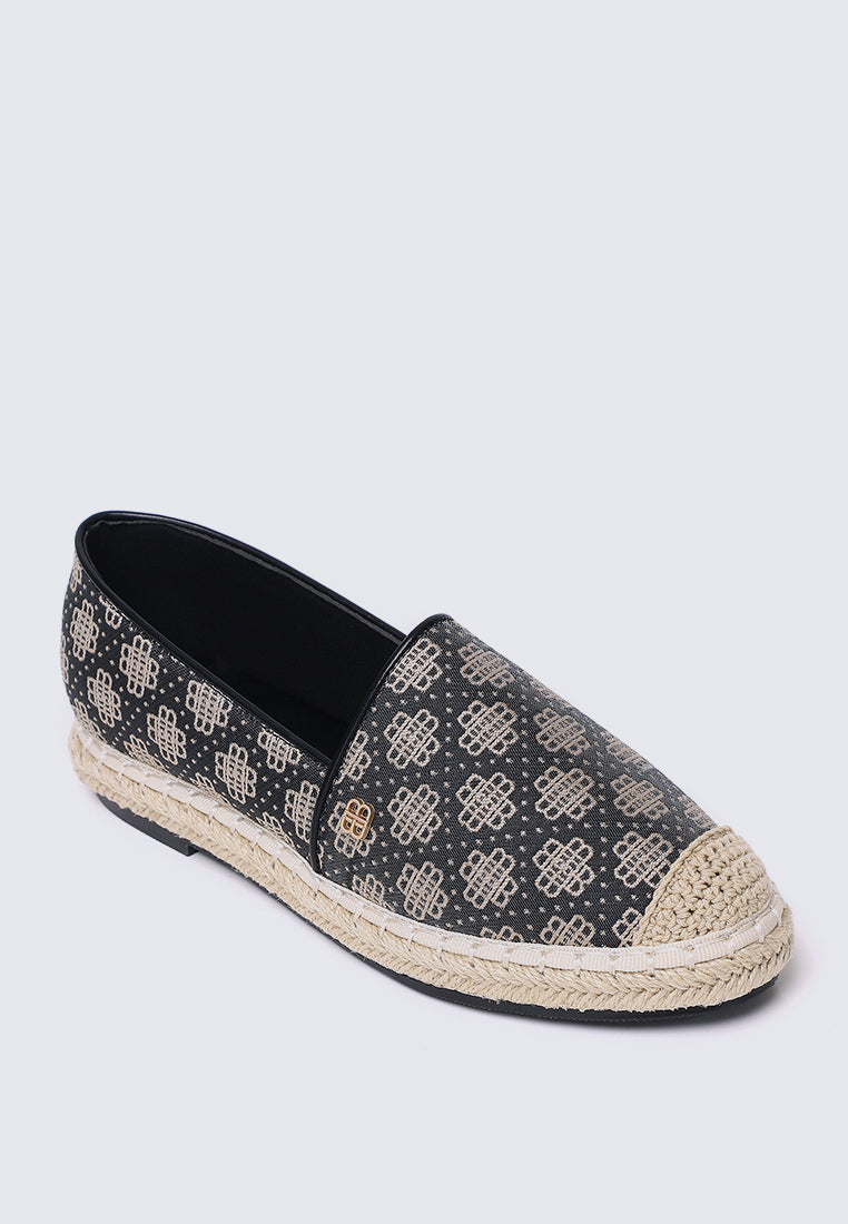 Salsya Comfy Espadrilles In Black