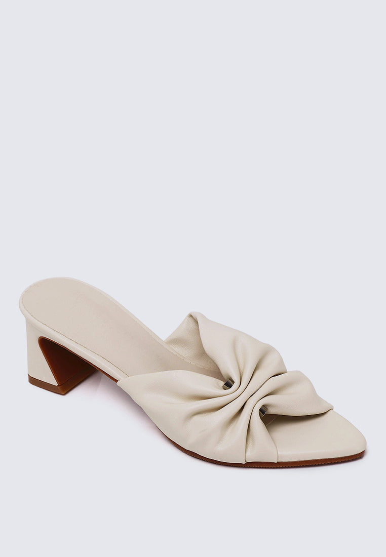 Kailia Comfy Heels In Beige