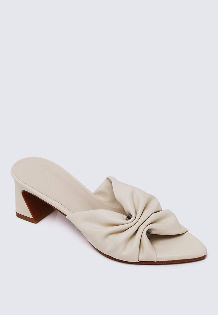 Kailia Comfy Heels In Beige