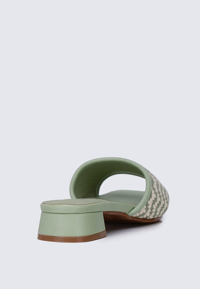 Vee Comfy Sandals In Sage Green