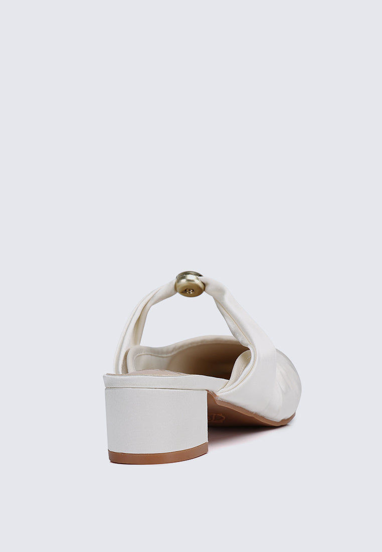 Loue Comfy Heels In Beige