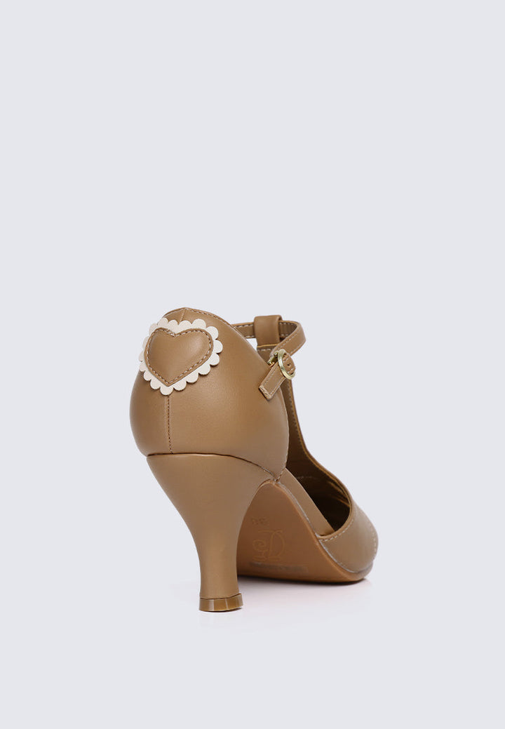 Lovella Comfy Heels In Brown