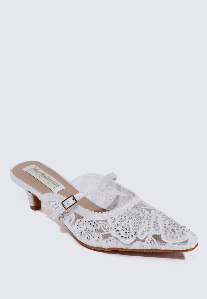 Améa Comfy Heels In White