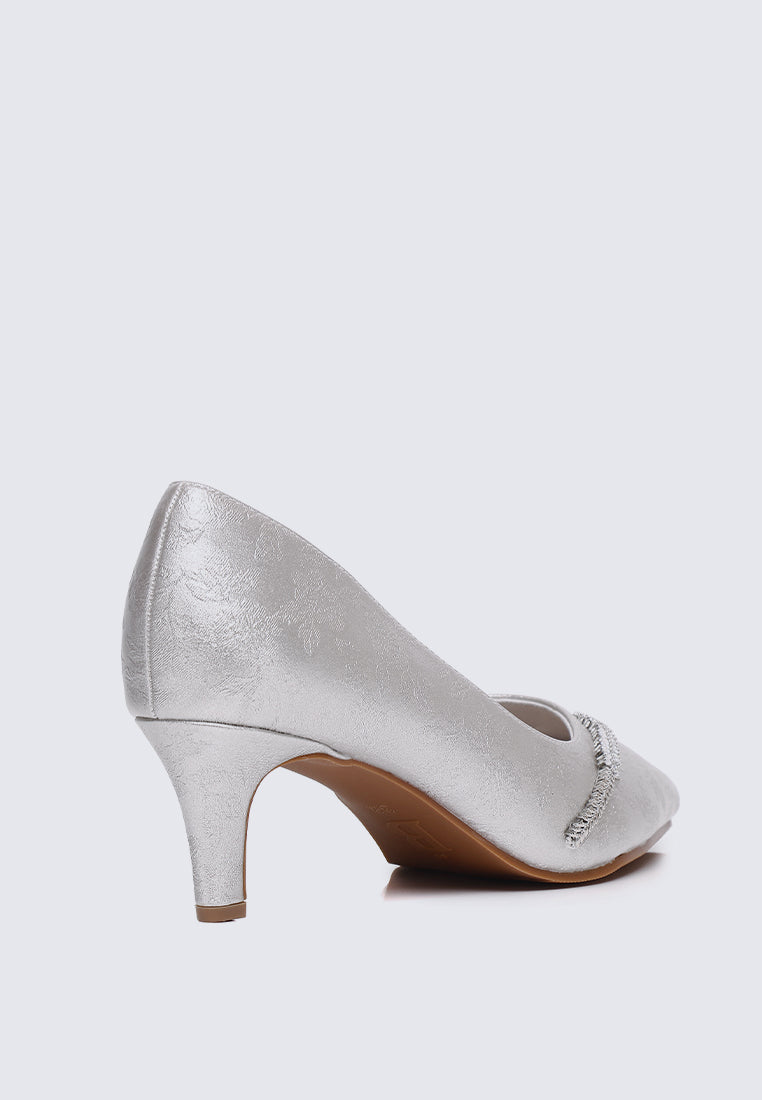 Dahlina Comfy Heels In Silver