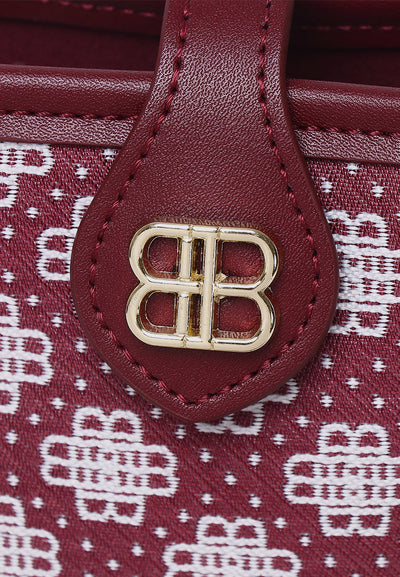 Liyana Crossbody Bag In Maroon