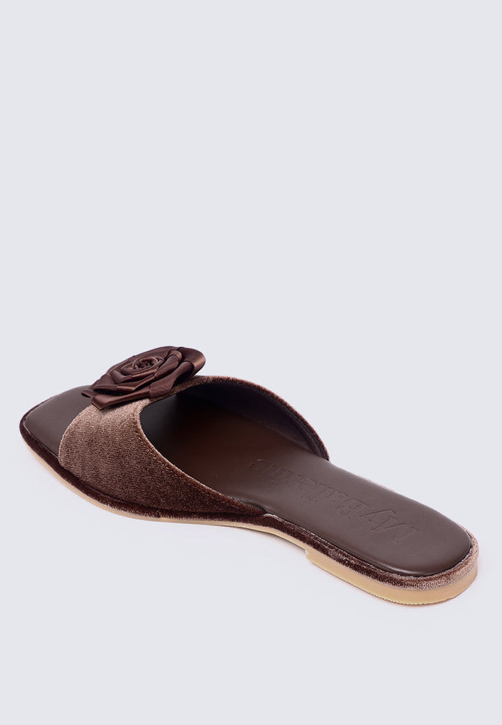 Lusina Comfy Sandals In Espresso