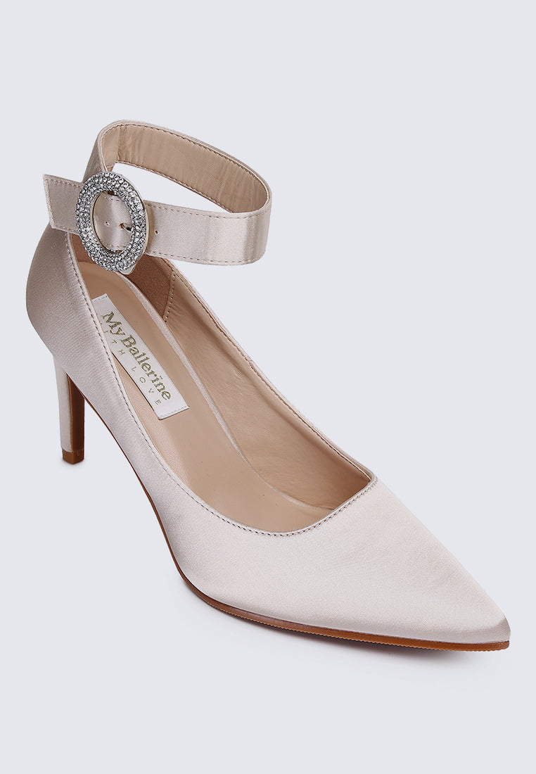 Lyla Comfy Pumps In Champagne