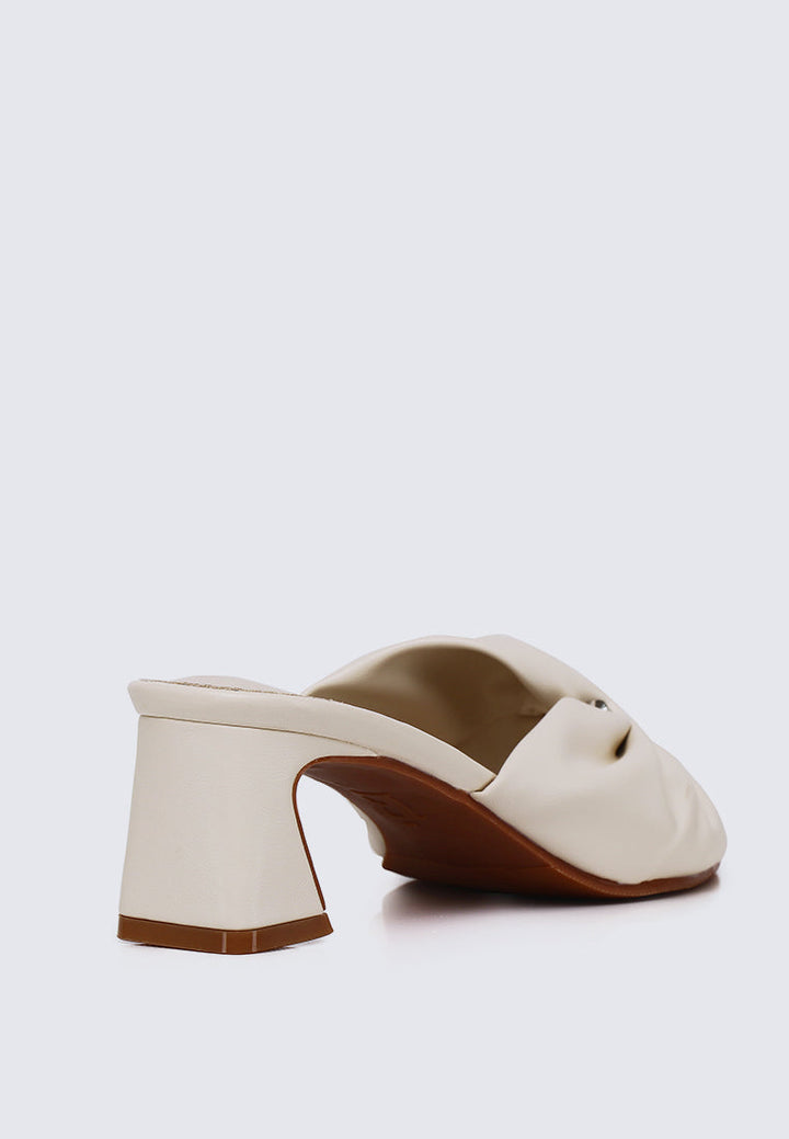 Kailia Comfy Heels In Beige